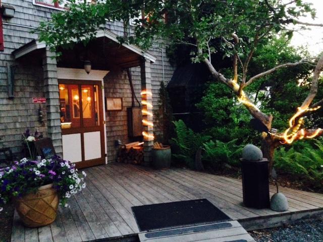Ironbound Inn And Restaurant Hancock Экстерьер фото